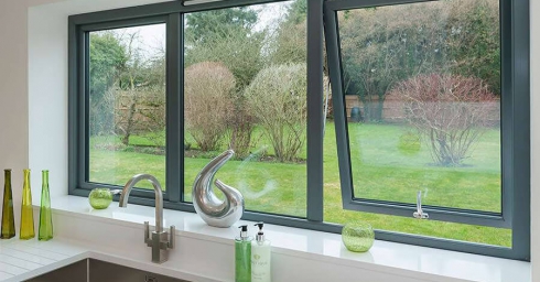 Các mẫu cửa sổ nhôm cao cấp phù hợp cho nhà phố hiện nay